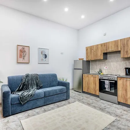 Coastal Maisonette In Steps To Sea Διαμέρισμα Marsaskala